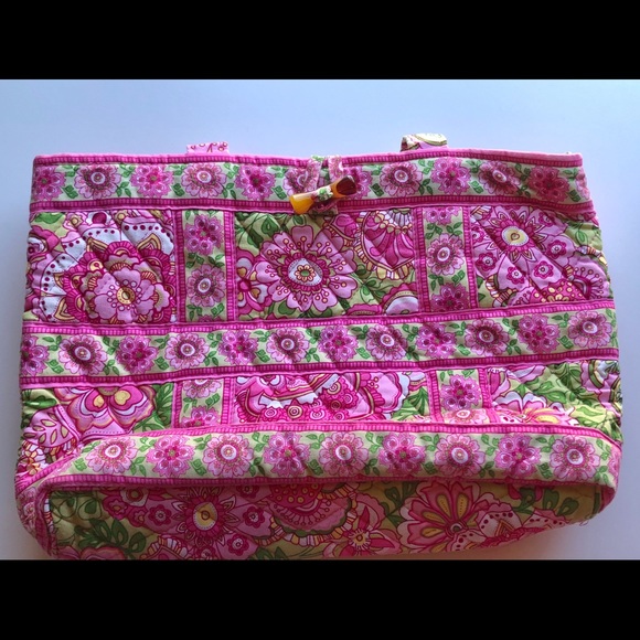 Vera Bradley Handbags - Vera Bradley Petal Pink Shoulder Bag